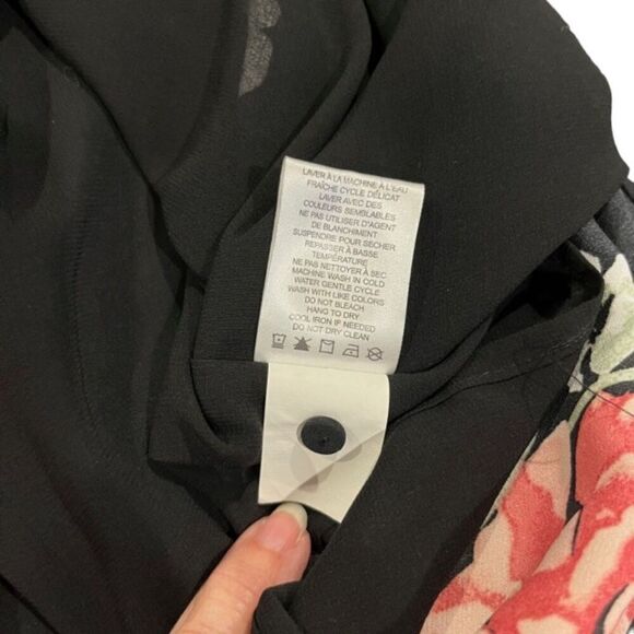 Katherine Barclay Sleeveless High Neck Pintuck Black Floral Maxi Dress Size 4 - Picture 10 of 11